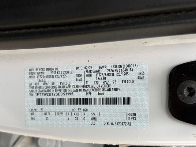 Used 2025 Ford F250 4x4 Crew Cab Super Duty image 34