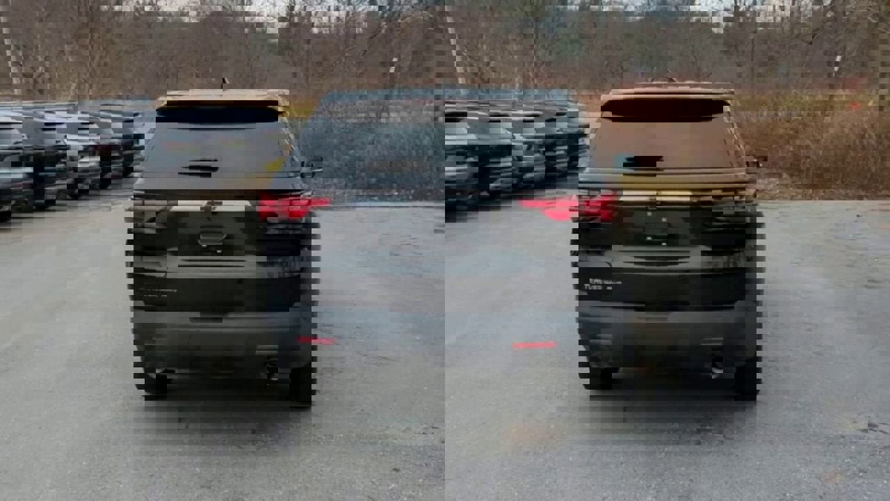 Certified 2023 Chevrolet Traverse LS w/ Safety Package image 7