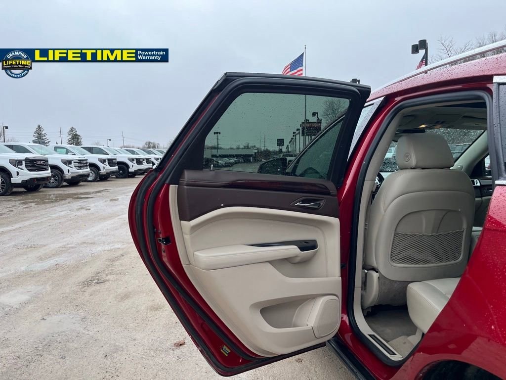 Used 2014 Cadillac SRX Luxury w/ Driver Awareness Package image 26