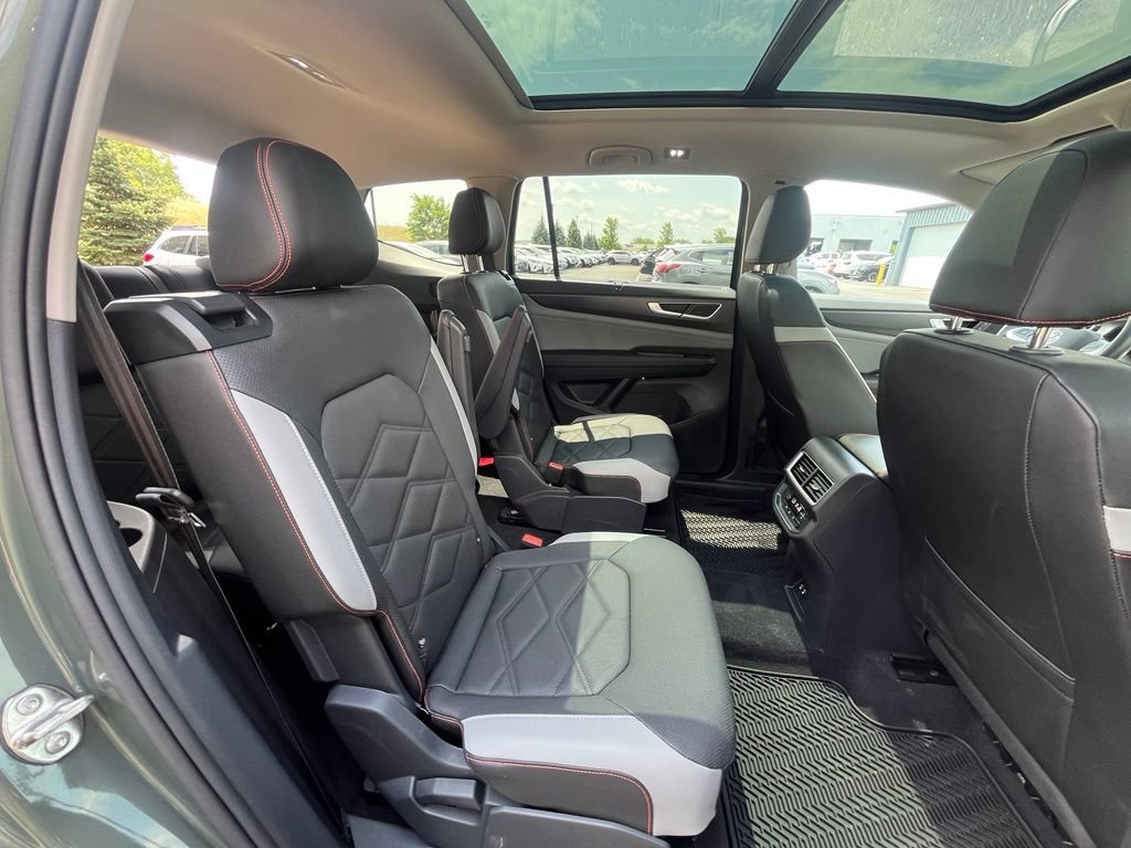 Used 2026 Volkswagen Atlas Peak Edition AWD/4WD image 26