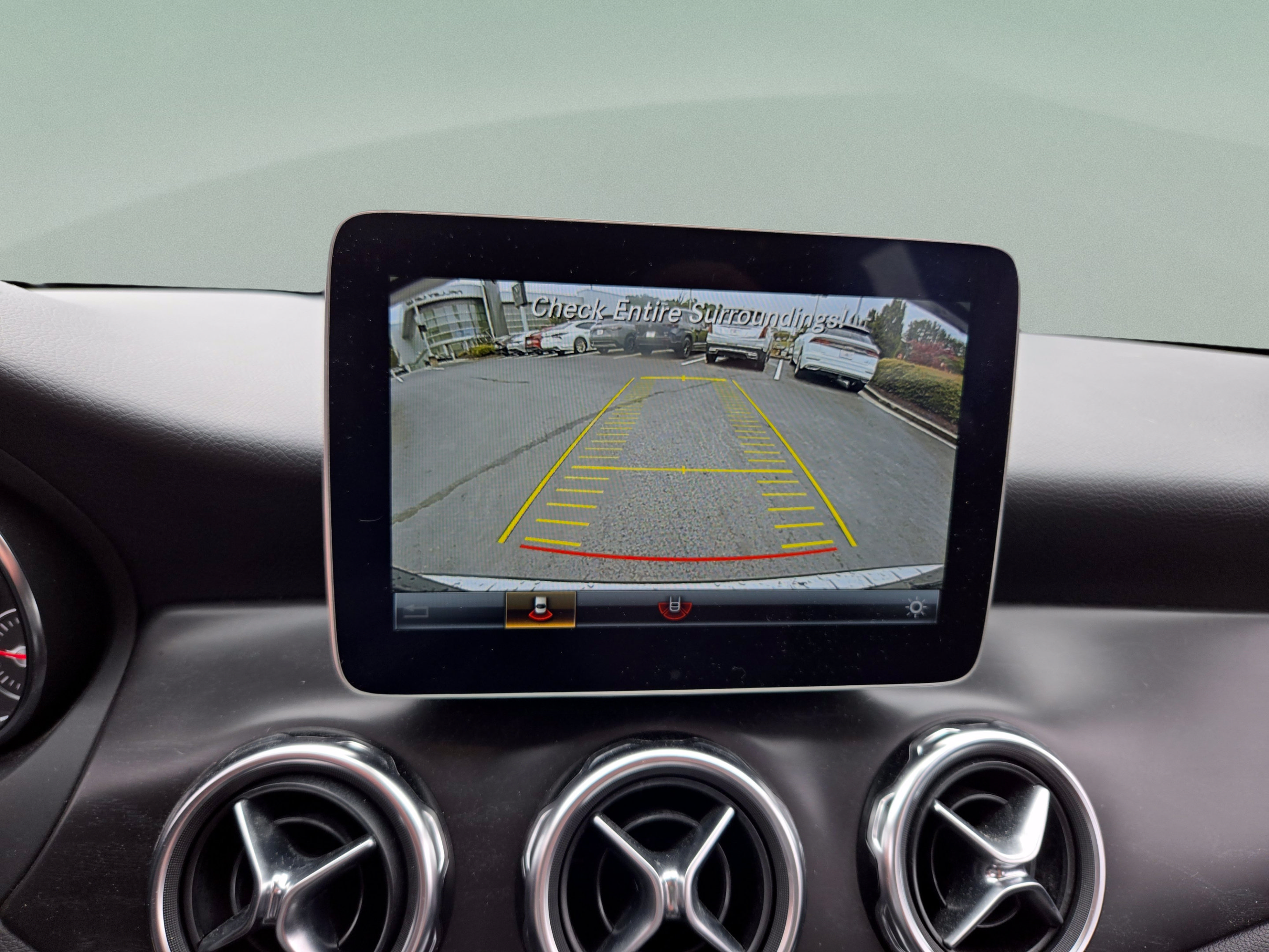 Used 2019 Mercedes-Benz GLA 250 image 18