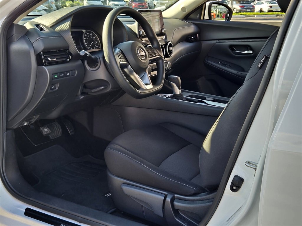 Used 2024 Nissan Sentra SV image 13