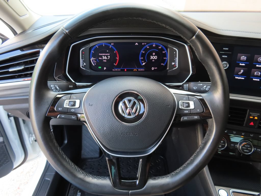 Used 2019 Volkswagen Jetta SEL FWD image 16