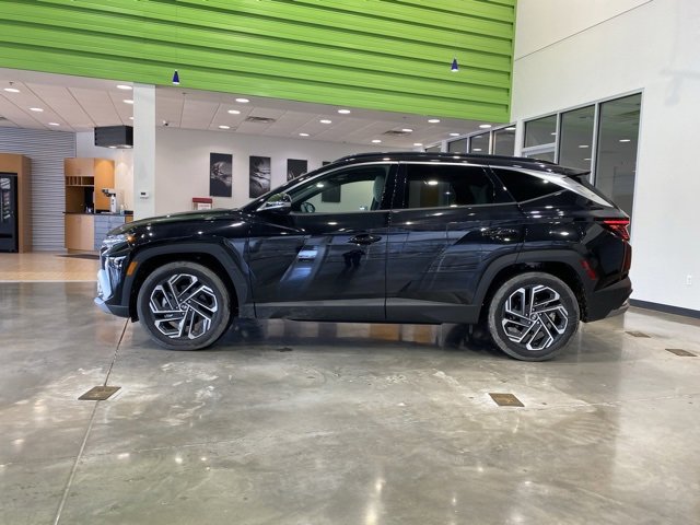 New 2025 Hyundai Tucson Limited image 4