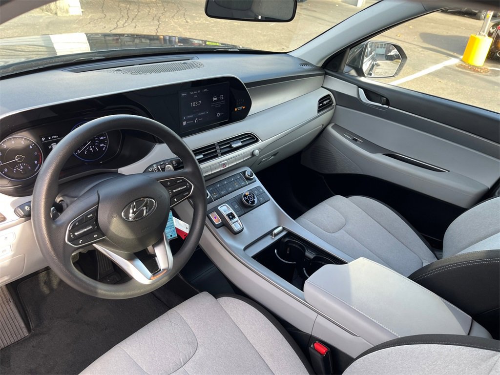 Used 2022 Hyundai Palisade SE image 16