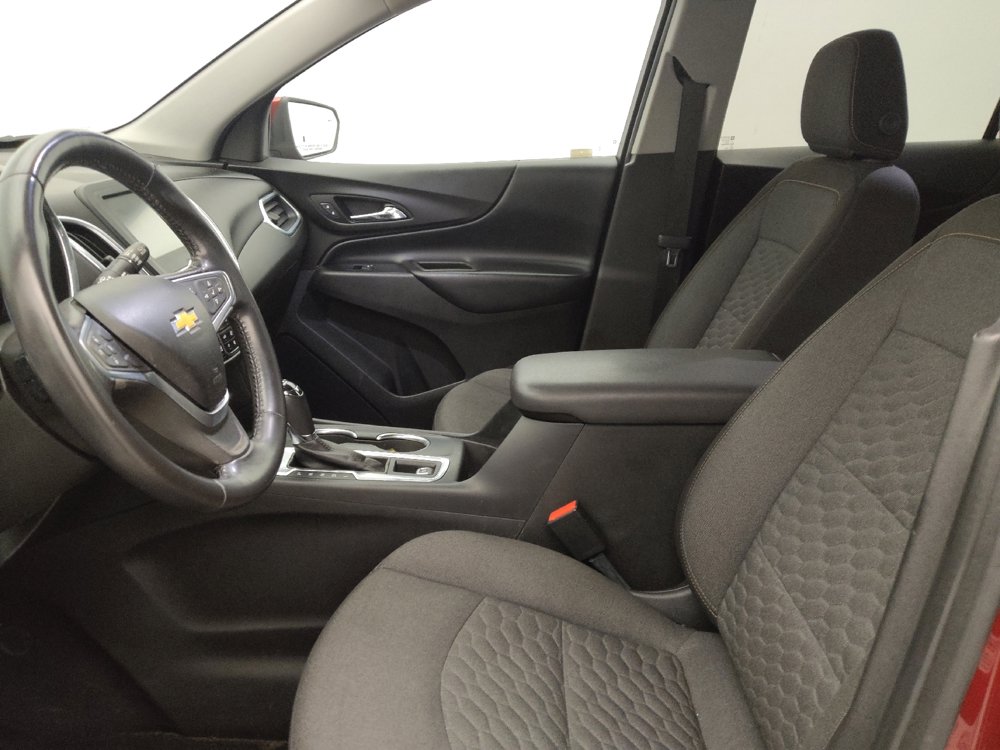 Used 2018 Chevrolet Equinox LT image 17