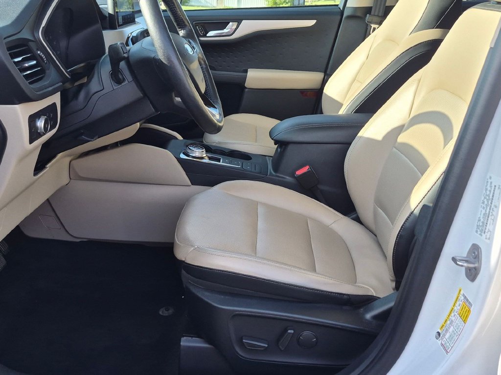 Used 2020 Ford Escape SEL FWD image 10