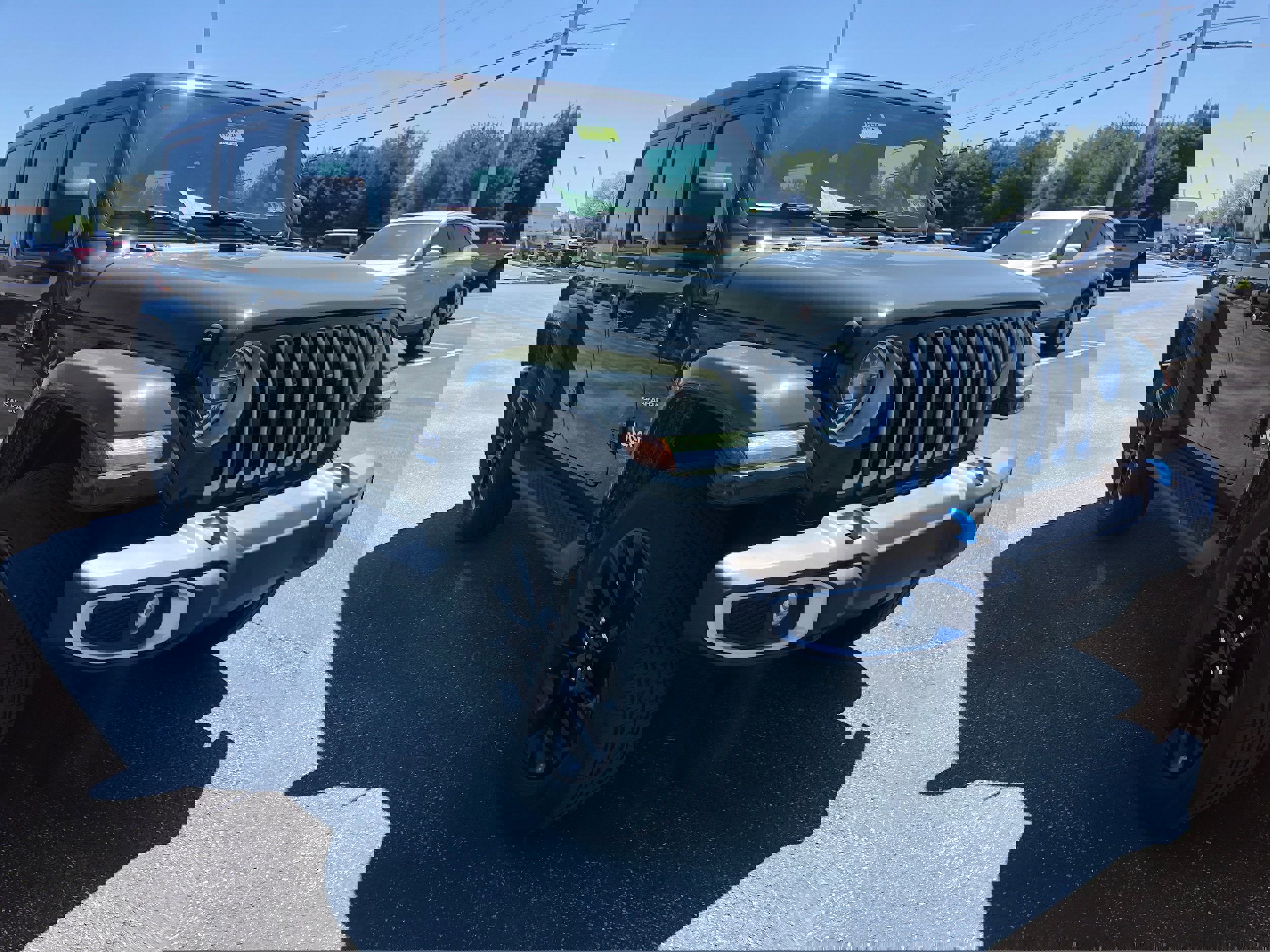 Used 2021 Jeep Wrangler Unlimited Sahara w/ Cold Weather Group image 7