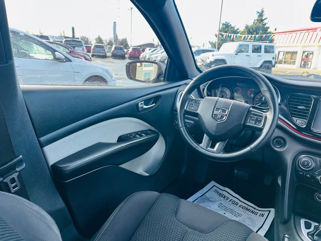 Used 2015 Dodge Dart SXT image 15