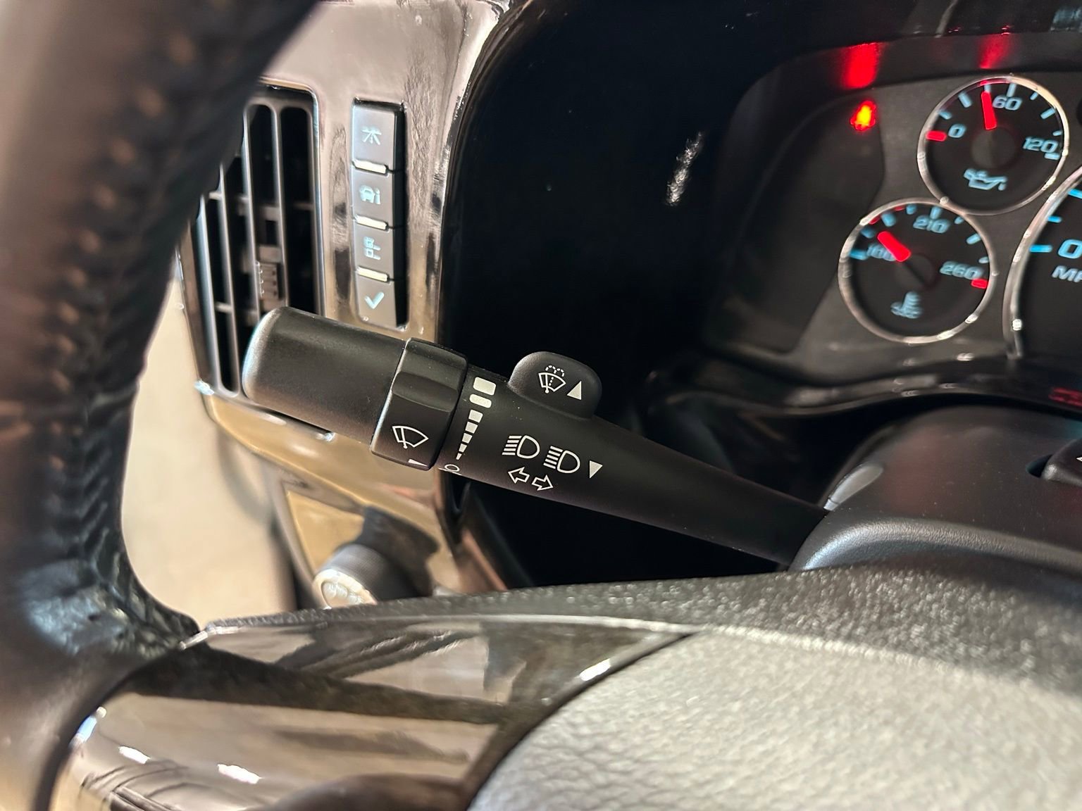 Used 2021 Chevrolet Express 2500 LS w/ Enhanced Convenience Package image 21