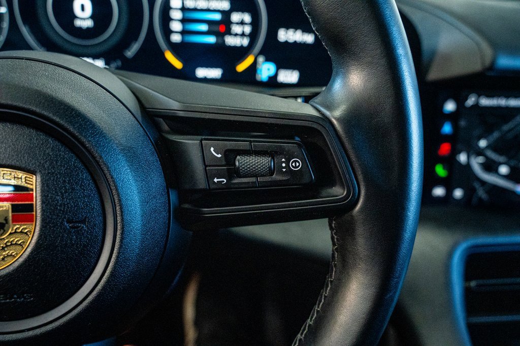 Used 2021 Porsche Taycan image 39