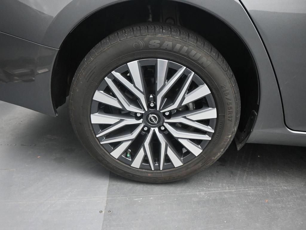 Used 2024 Nissan Altima 2.5 SV image 21