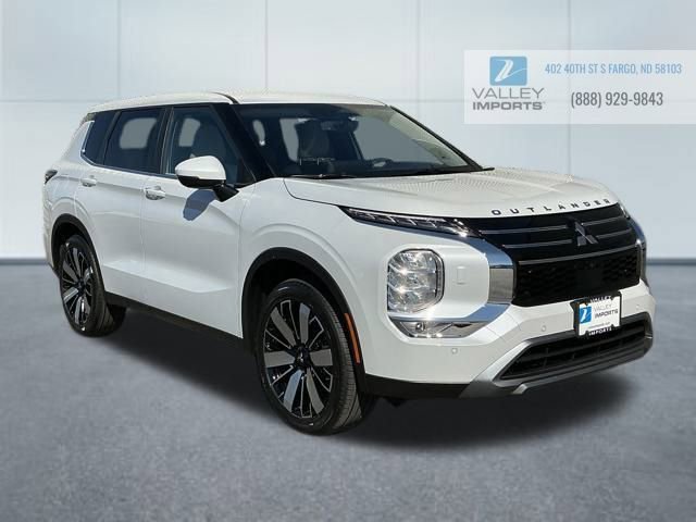 New 2025 Mitsubishi Outlander SE