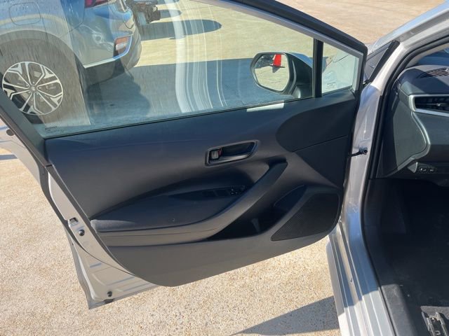 Used 2024 Toyota Corolla LE FWD image 11