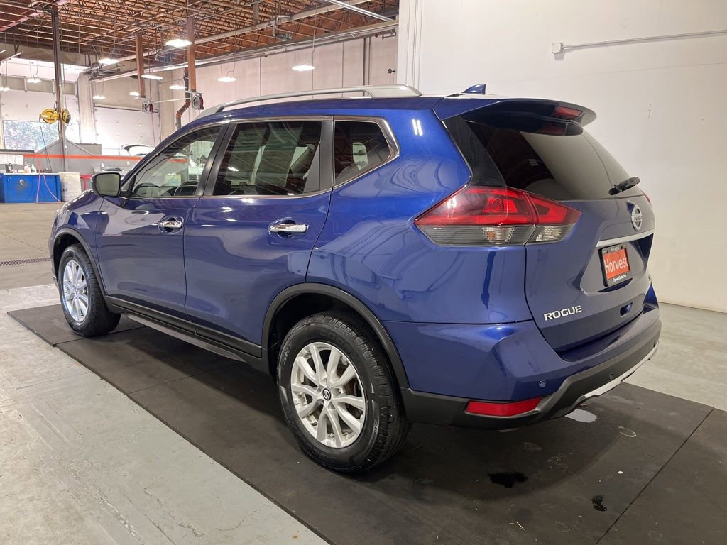 Used 2020 Nissan Rogue SV AWD/4WD image 6