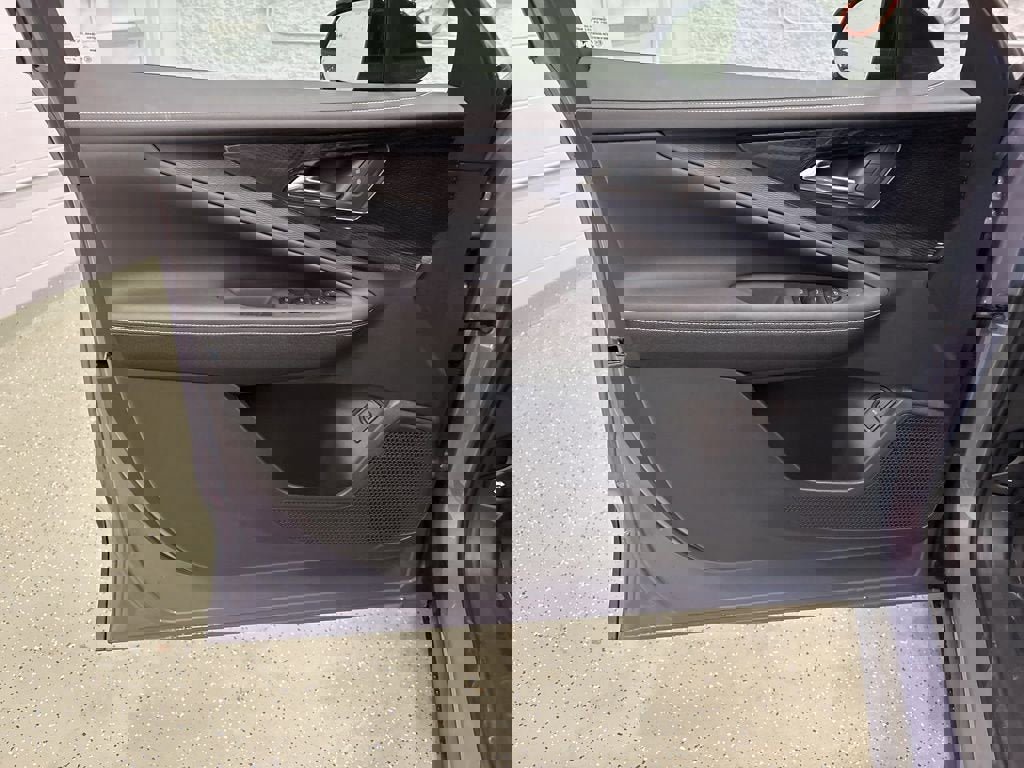 New 2026 Chevrolet Blazer EV LT image 13