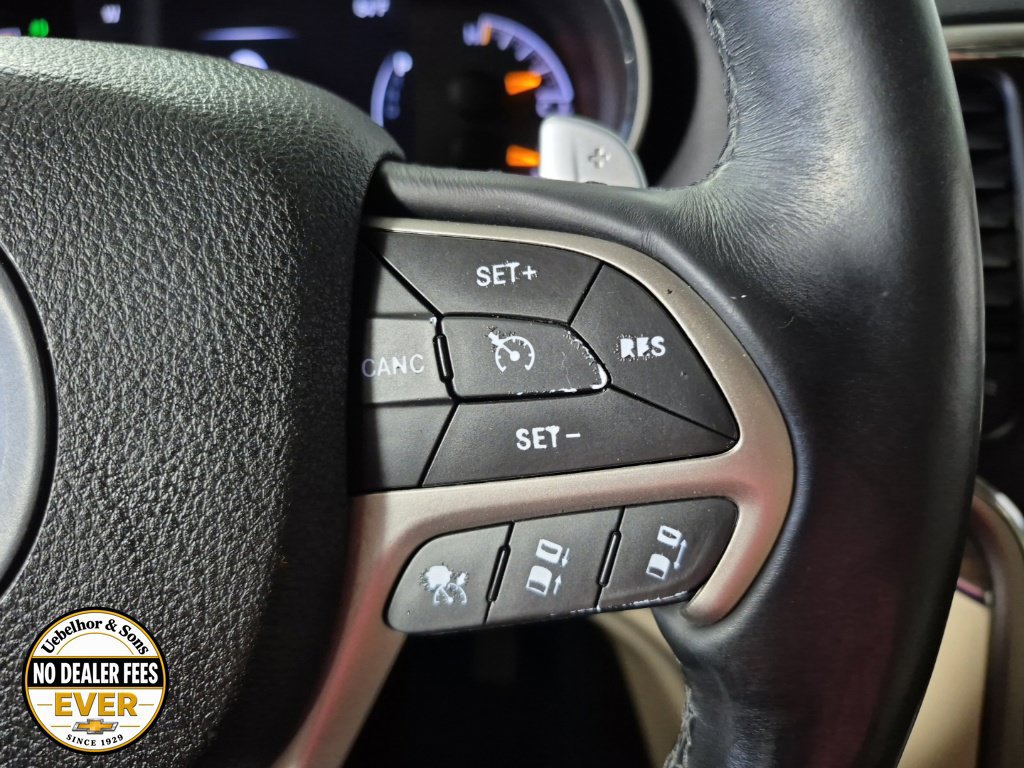 Used 2017 Jeep Grand Cherokee Limited w/ Luxury Group II AWD/4WD image 12