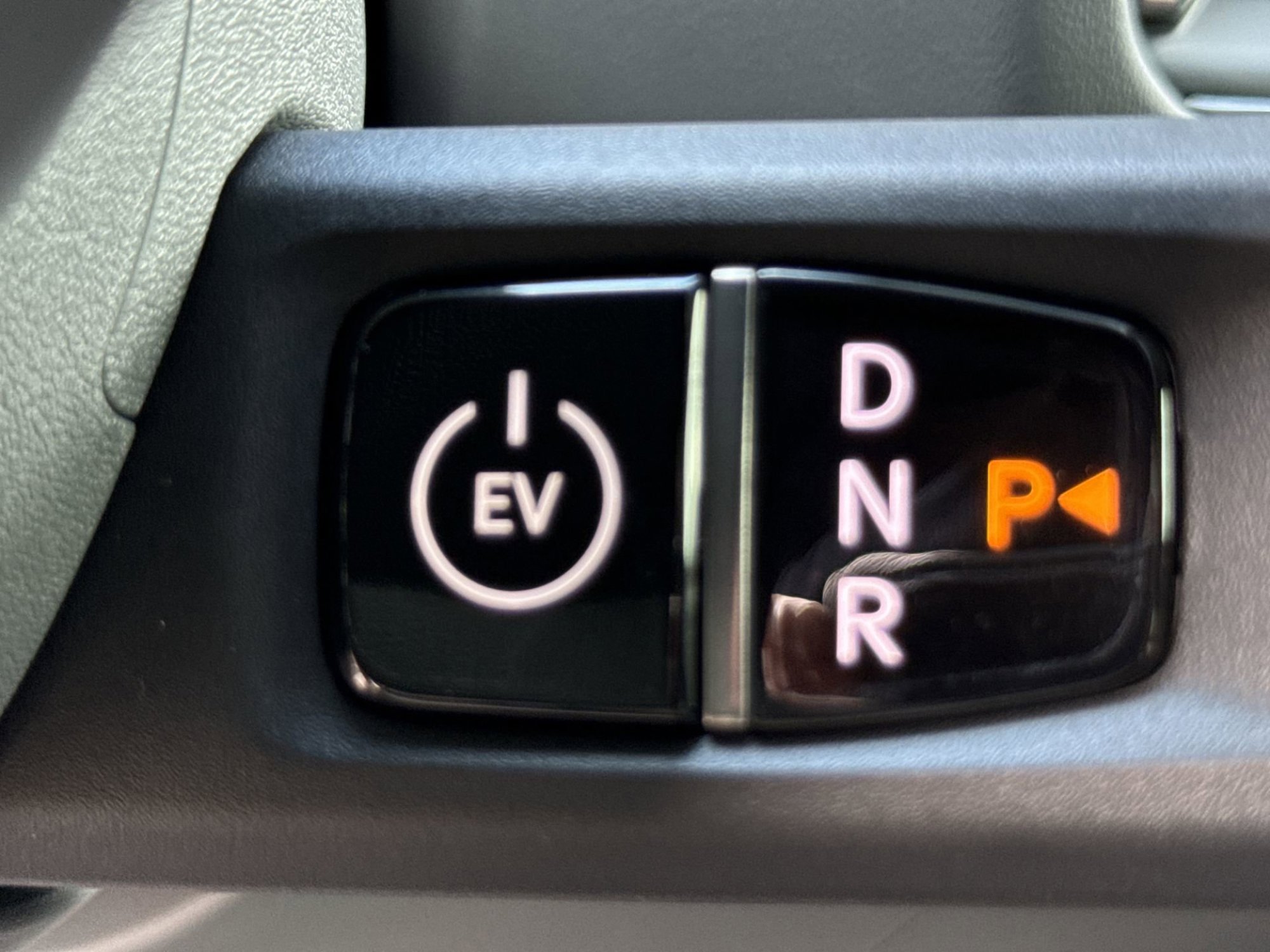 New 2026 Kia EV9 Land w/ Nightfall Edition Package AWD/4WD image 31