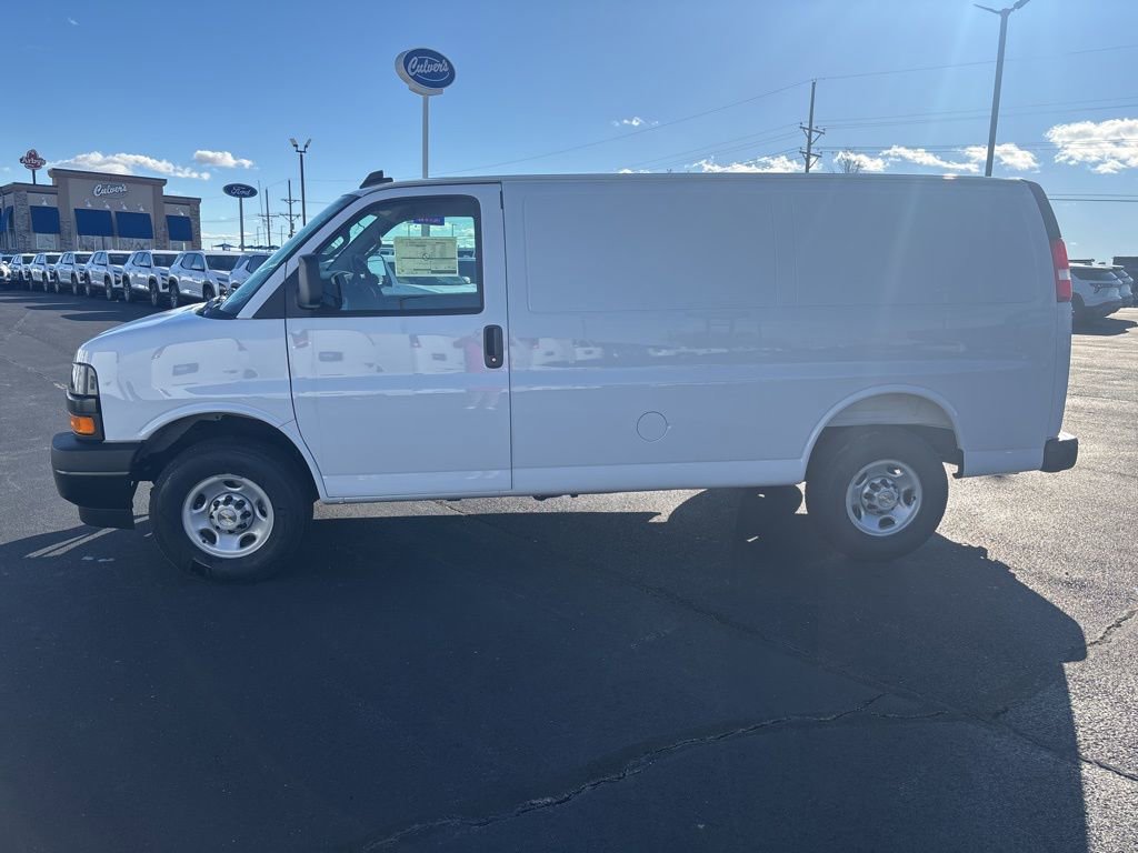 New 2025 Chevrolet Express 2500 w/ Driver Convenience Package RWD image 6