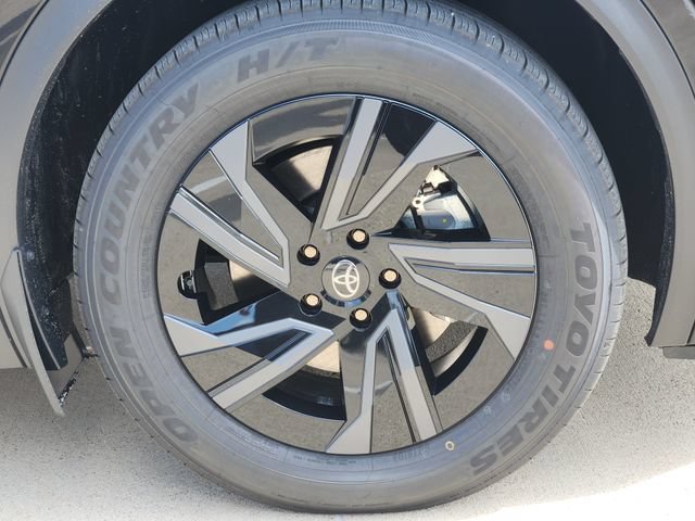 New 2026 Toyota C-HR AWD/4WD image 8