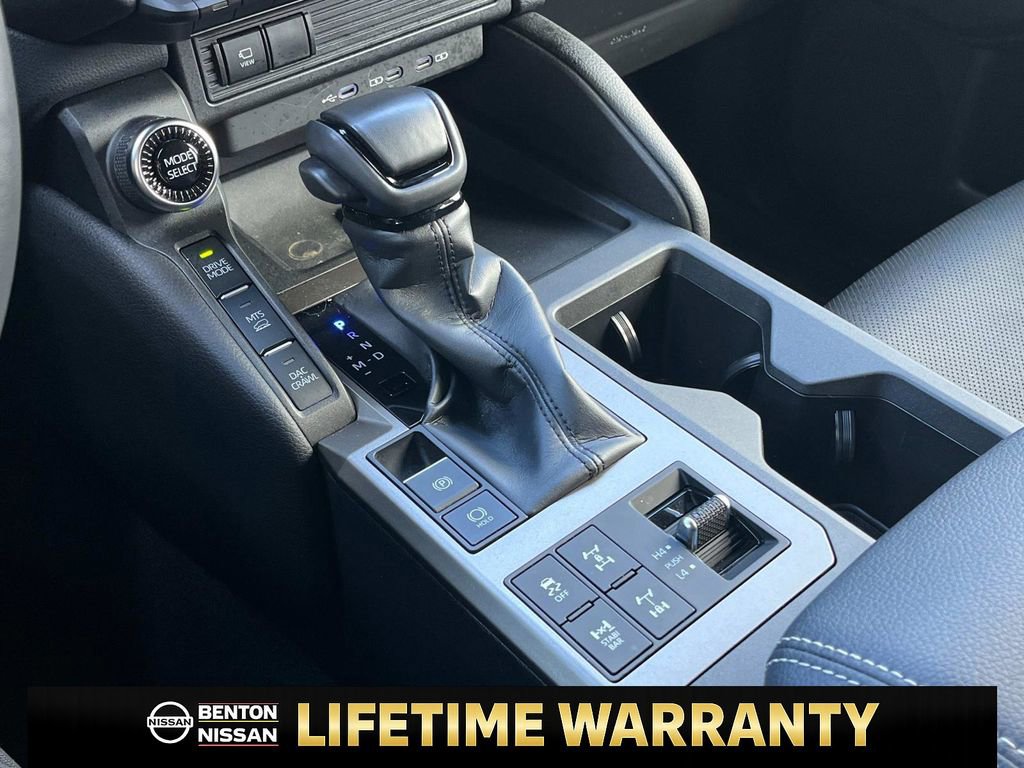 Used 2024 Toyota Land Cruiser image 71