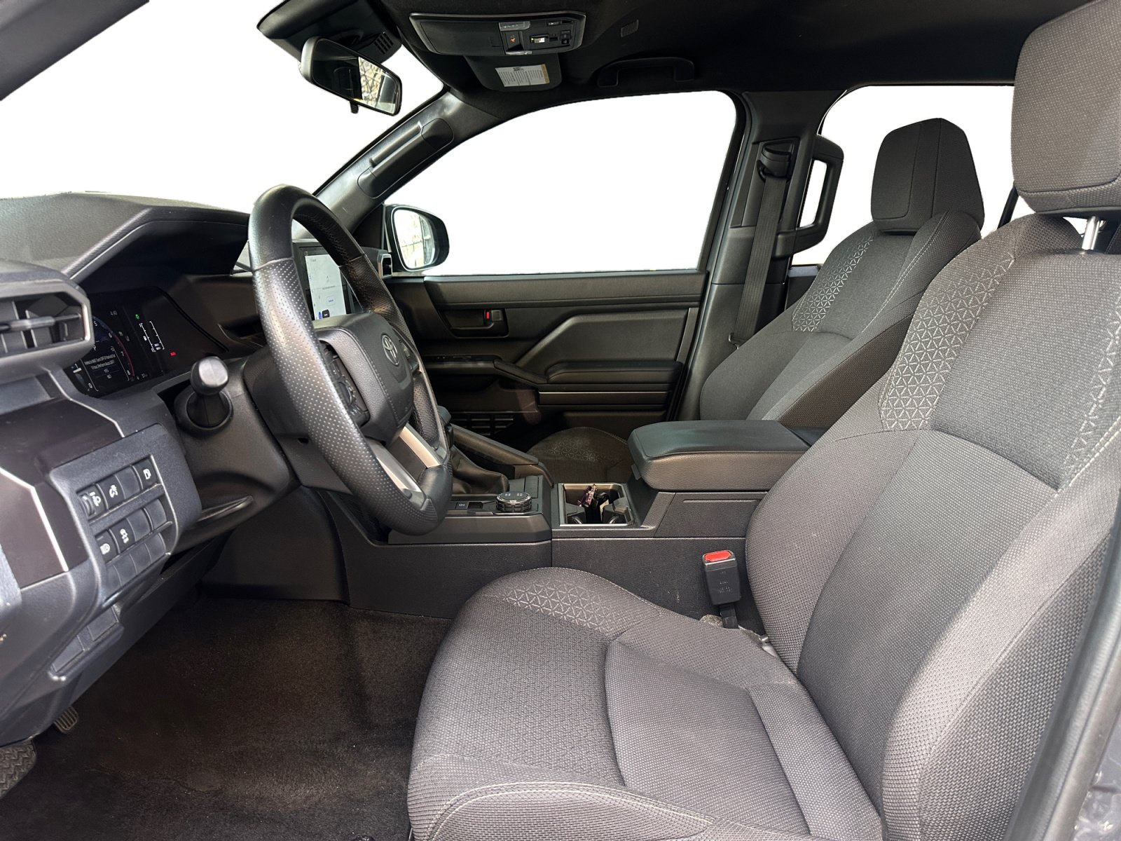 Used 2025 Toyota 4Runner SR5 RWD image 9