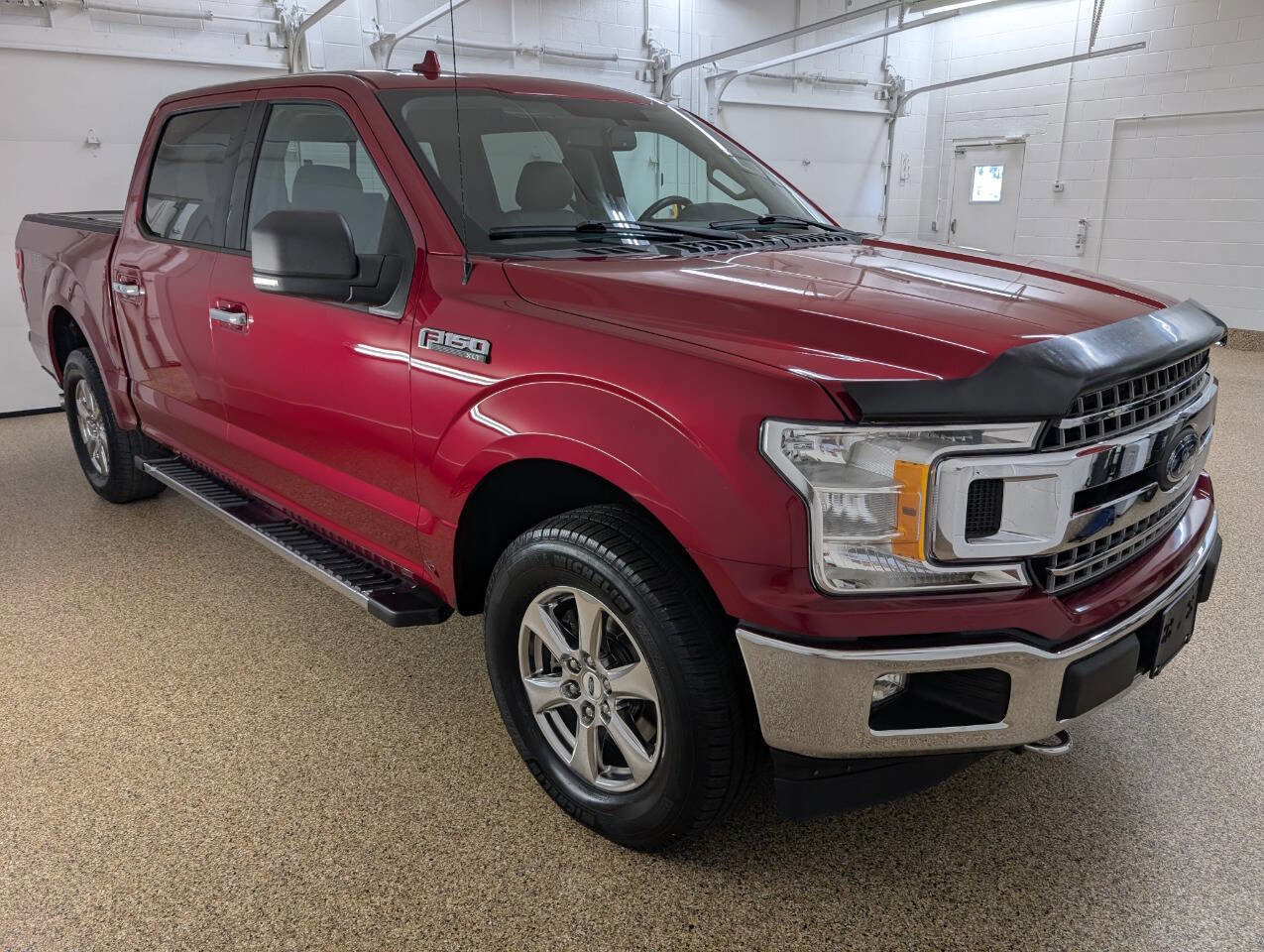 Used 2018 Ford F150 XLT w/ Equipment Group 302A Luxury image 5