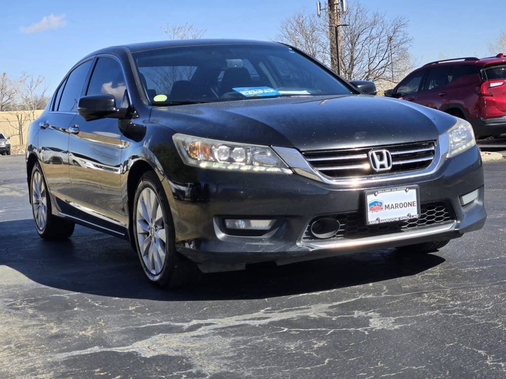 Used 2014 Honda Accord Touring image 2
