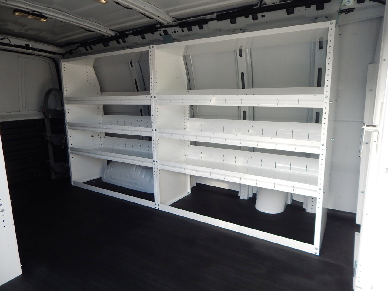 Used 2025 Chevrolet Express 2500 w/ Driver Convenience Package image 15