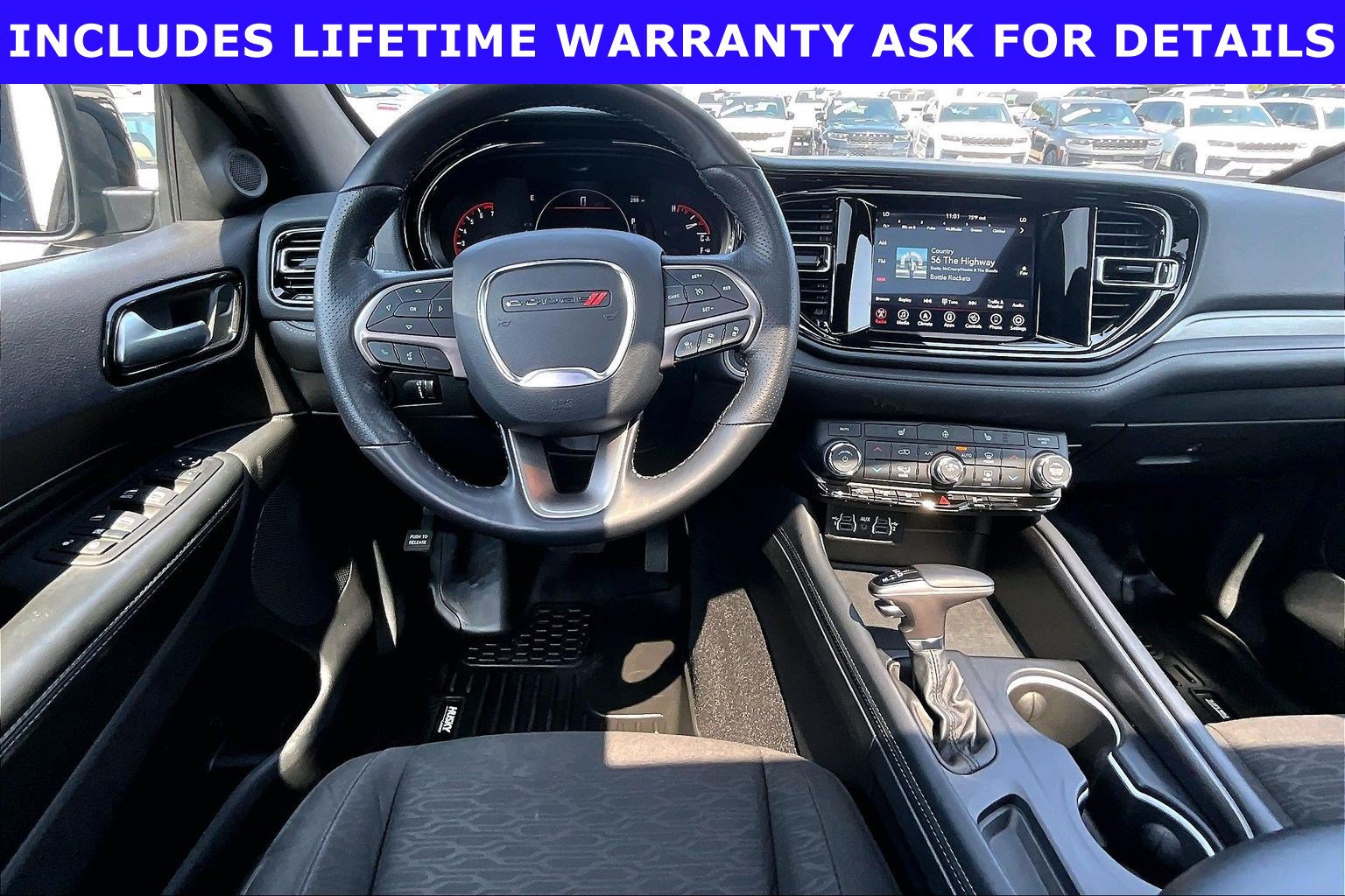Used 2024 Dodge Durango SXT w/ SXT Blacktop Group AWD/4WD image 5