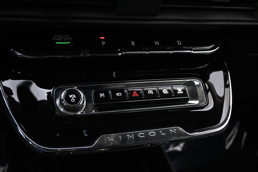 New 2026 Lincoln Corsair Premiere image 29