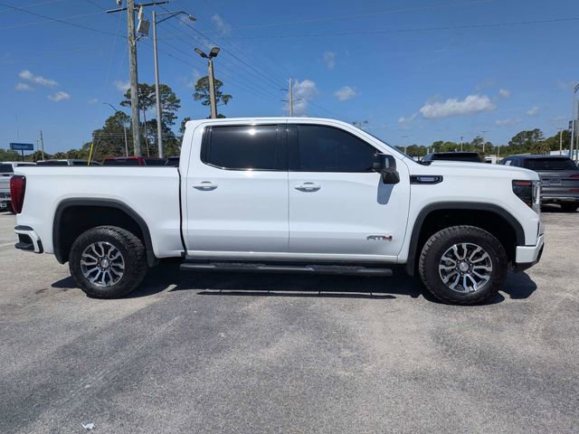 Used 2022 GMC Sierra 1500 AT4 w/ Technology Package AWD/4WD image 2