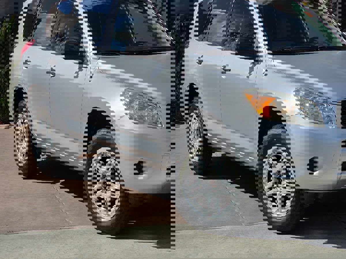 Used 2006 Toyota RAV4 2WD image 4