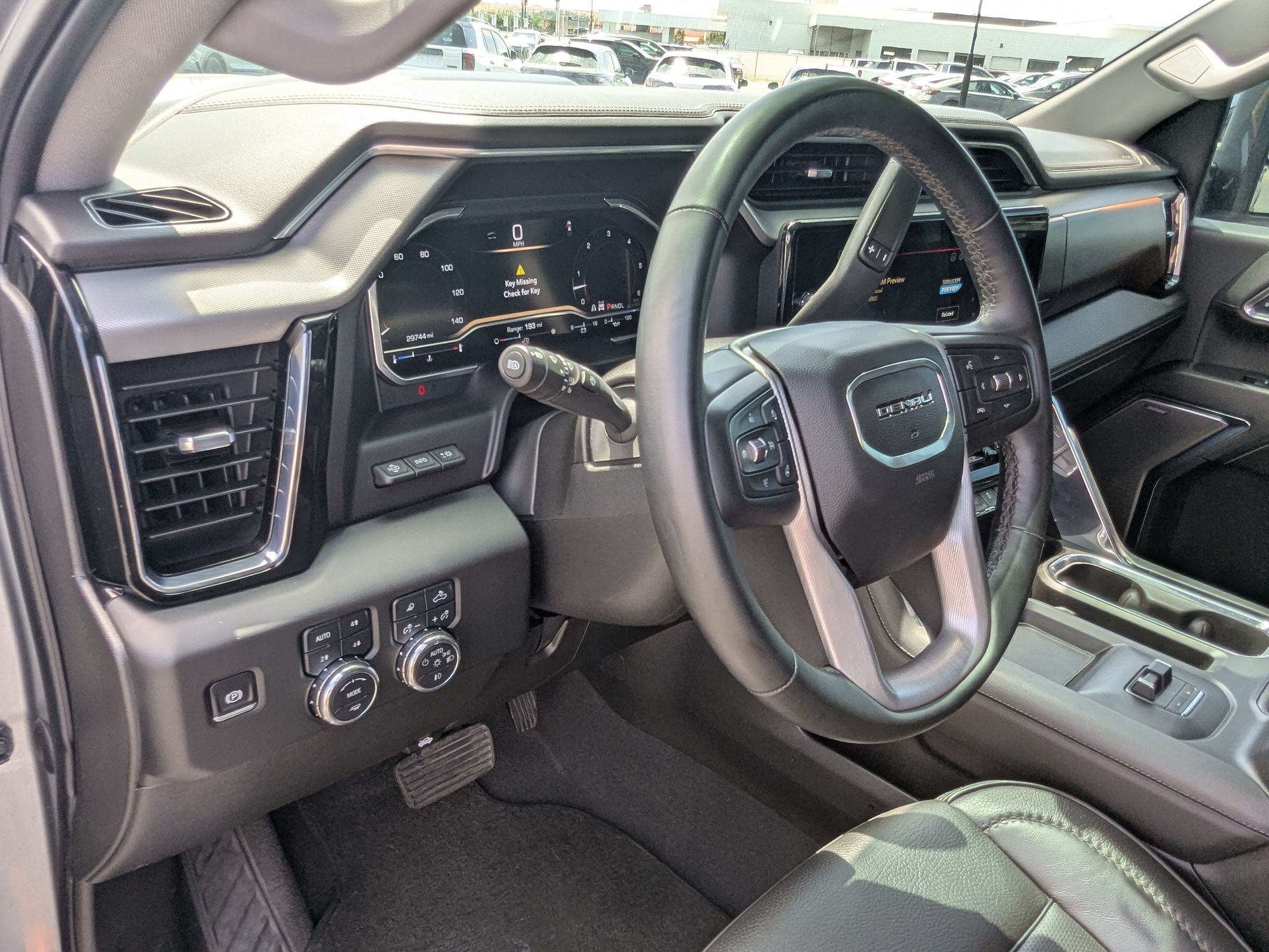 Used 2024 GMC Sierra 3500 Denali w/ Technology Package AWD/4WD image 17