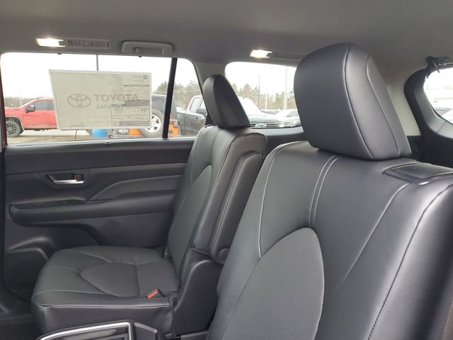 New 2026 Toyota Grand Highlander XLE image 27