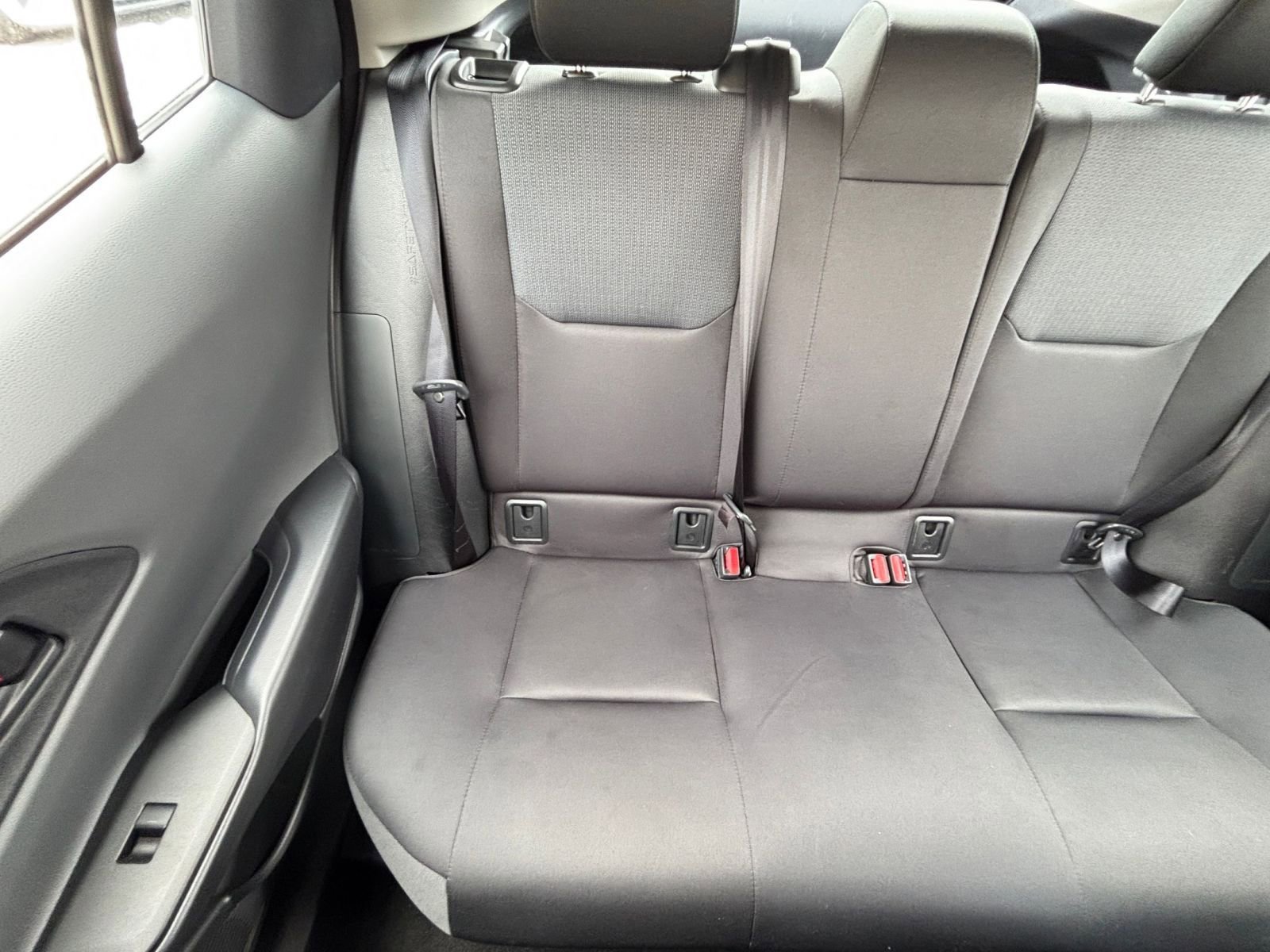 Used 2025 Toyota Prius LE image 37