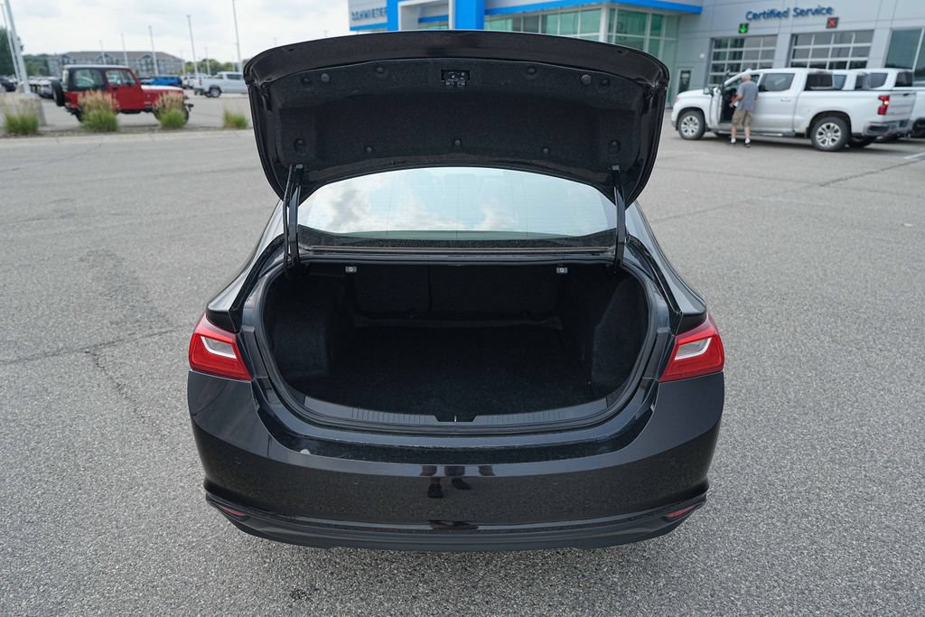 Used 2024 Chevrolet Malibu LT FWD image 14