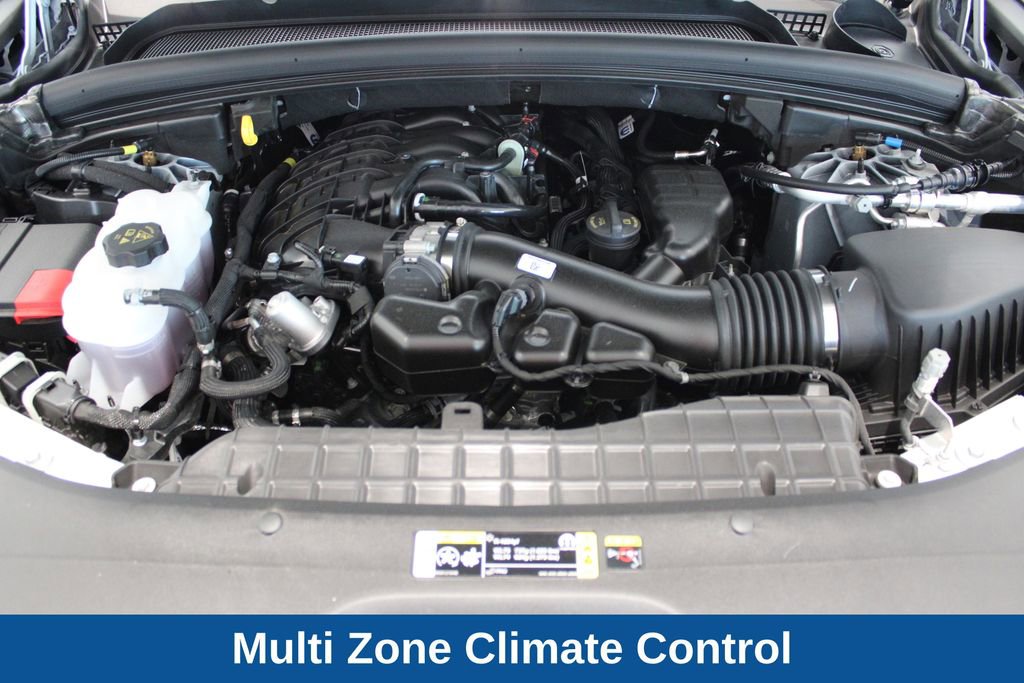 Used 2025 Jeep Grand Cherokee Summit w/ Adv Protech Group IV AWD/4WD image 10