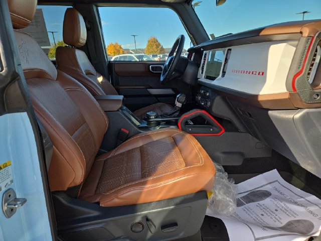 Used 2023 Ford Bronco Heritage Edition AWD/4WD image 32