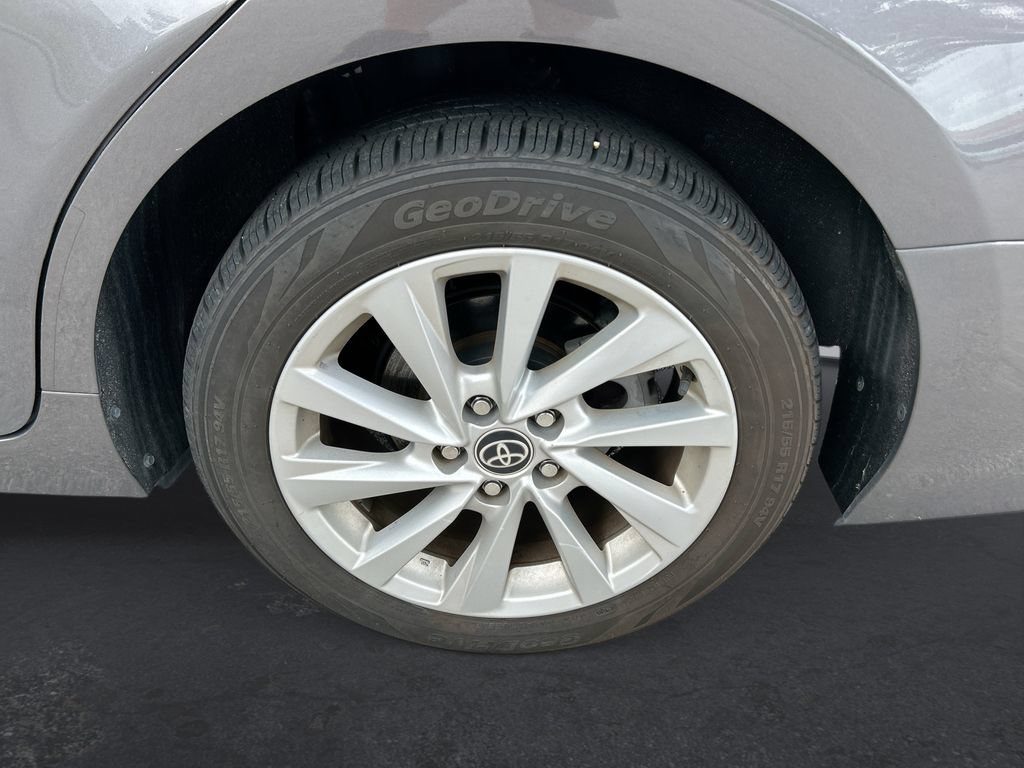 Used 2023 Toyota Camry LE FWD image 10