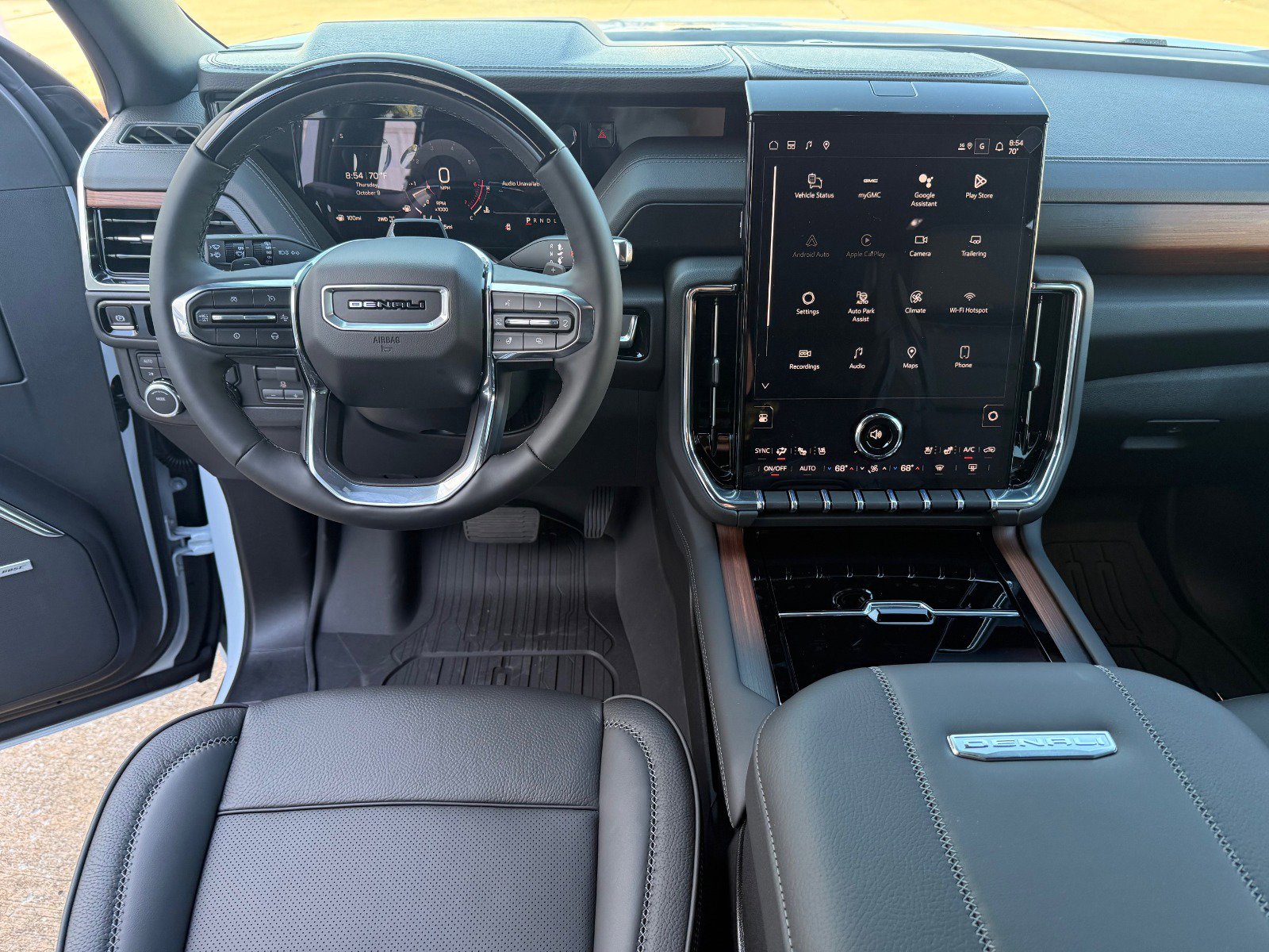 New 2026 GMC Yukon Denali w/ Advanced Technology Package image 19