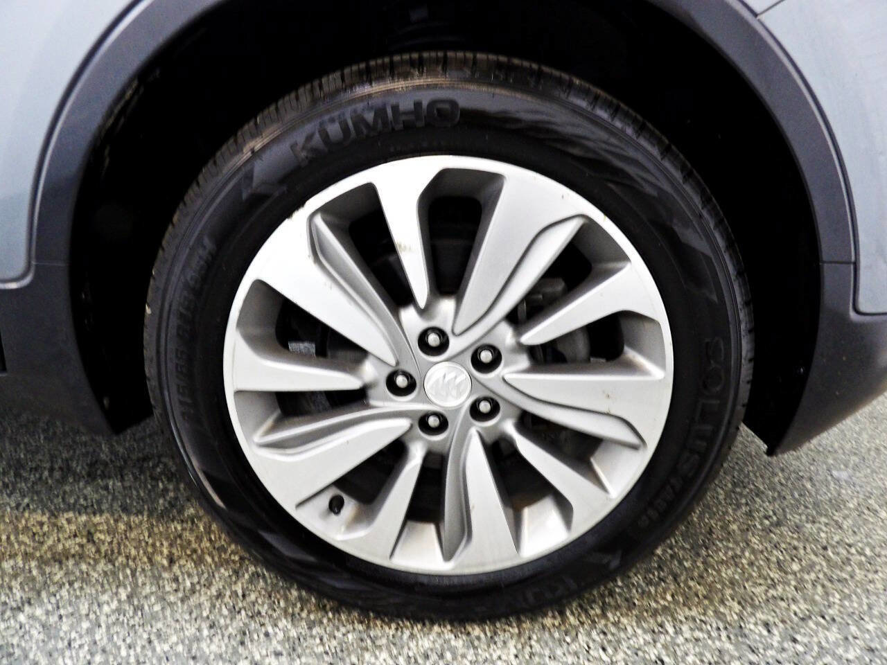Used 2019 Buick Encore Preferred w/ Safety Package AWD/4WD image 21
