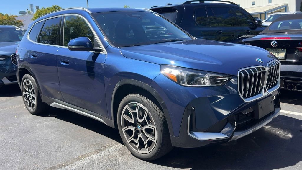 Certified 2025 BMW X1 xDrive28i w/ Technology Package AWD/4WD image 1