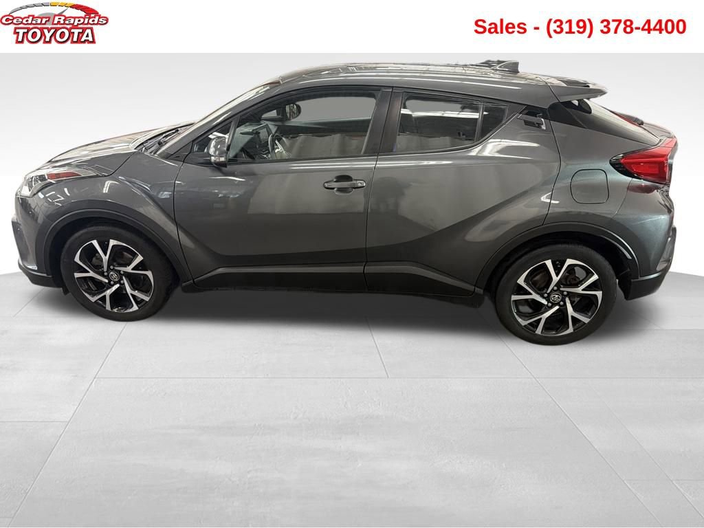 Used 2018 Toyota C-HR XLE image 6