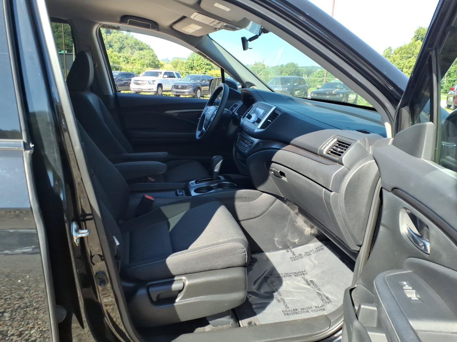 Used 2017 Honda Ridgeline Sport image 18