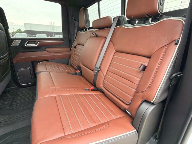 New 2026 GMC Sierra 3500 Denali Ultimate AWD/4WD image 33