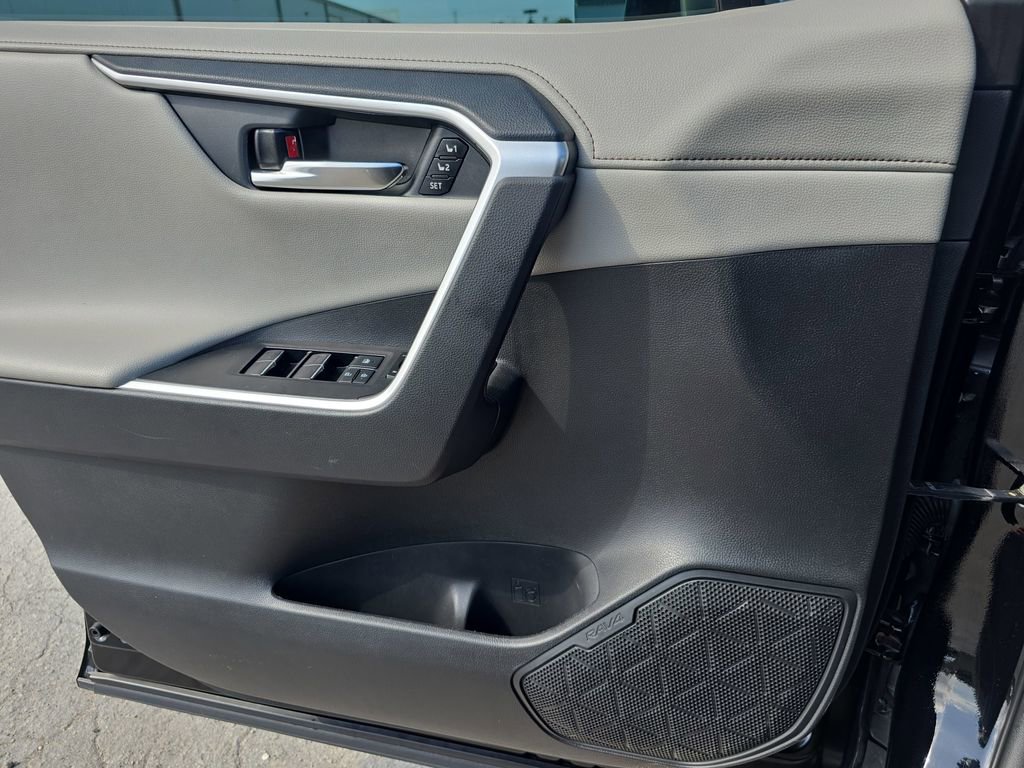 Used 2022 Toyota RAV4 Limited w/ Limited Grade Weather Package image 23