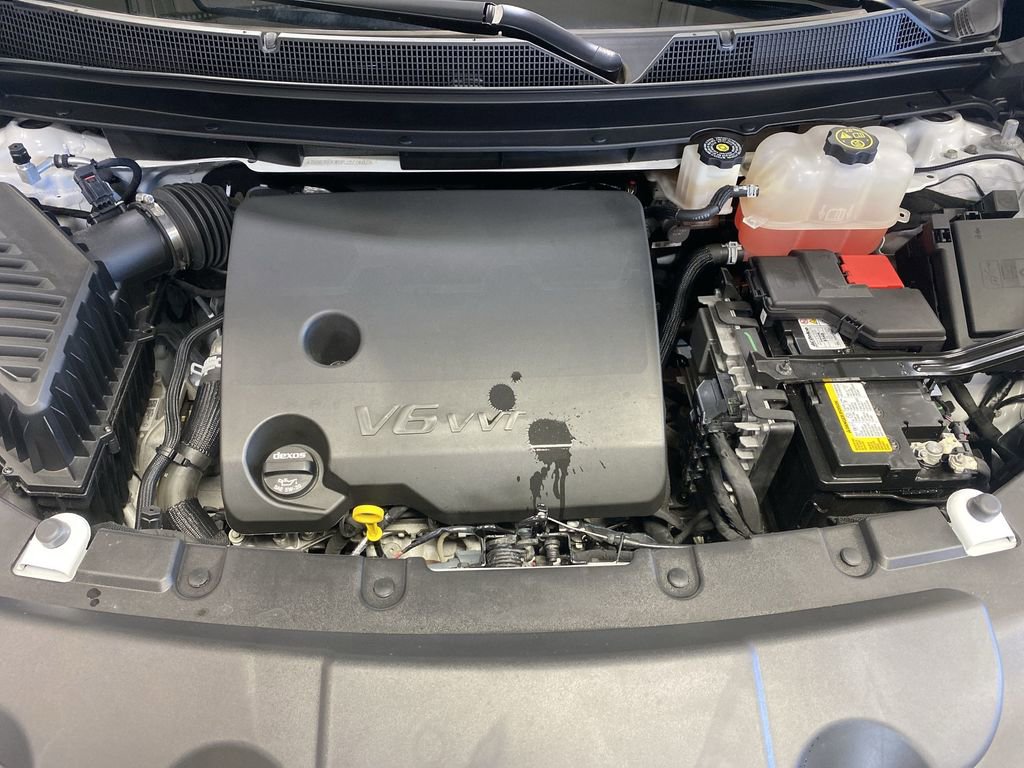 Certified 2023 Chevrolet Traverse LT FWD image 39