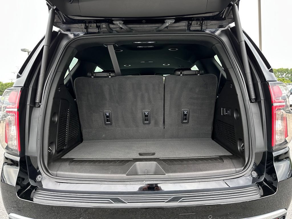 Used 2023 Chevrolet Tahoe LT w/ Luxury Package AWD/4WD image 42