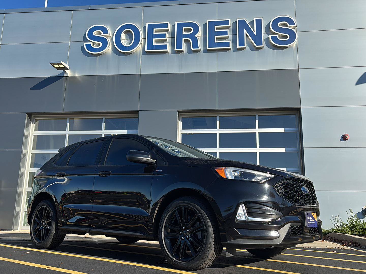 Certified 2023 Ford Edge ST-Line AWD/4WD image 1